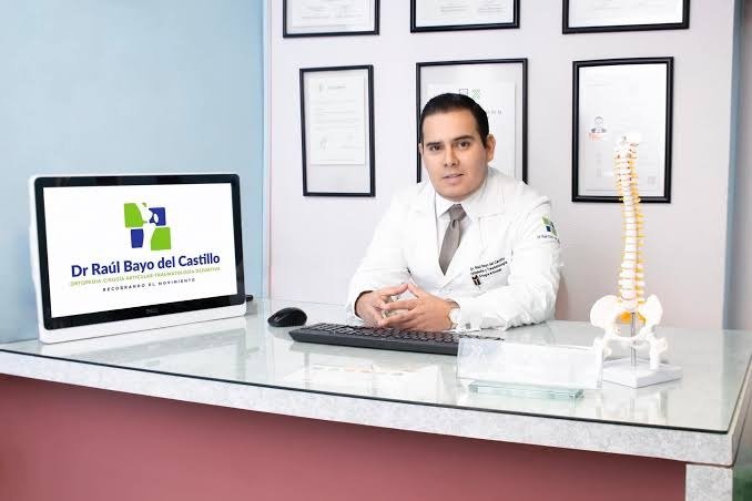 Dr. Raúl Bayo